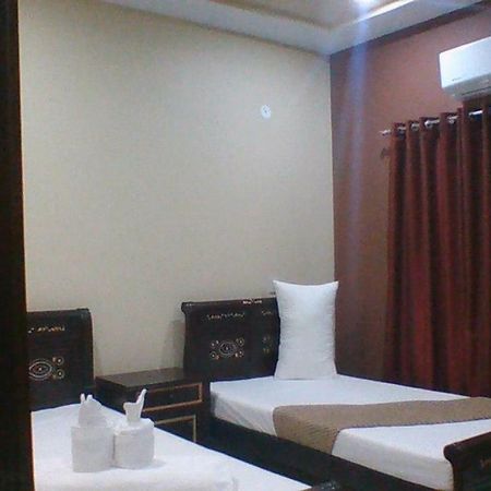 Red Roof Hotel Sahiwal 外观 照片
